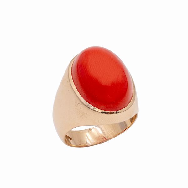 Anello in oro rosa 18kt e corallo rosso  - Asta Gioielli e Orologi - Associazione Nazionale - Case d'Asta italiane