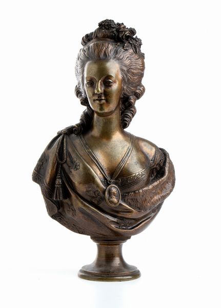 Grande busto in bronzo di Maria Antonietta  - Asta Militaria, Ordini cavallereschi, Napoleonica - Associazione Nazionale - Case d'Asta italiane