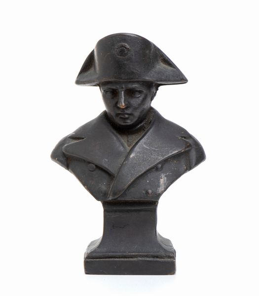 Piccolo busto in bronzo di Napoleone (maiuscolo)  - Asta Militaria, Ordini cavallereschi, Napoleonica - Associazione Nazionale - Case d'Asta italiane