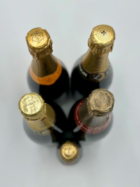 G.H.Mumm, Veuve Cliquot, Mot & Chandon, Lanson, Laurent Perrier  - Asta Vini Rossi: grandi etichette d'Italia e Francia. Con una selezione di vini bianchi e champagne - Associazione Nazionale - Case d'Asta italiane