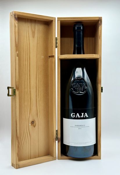 Gaja, Barbaresco  - Asta Vini Rossi: grandi etichette d'Italia e Francia. Con una selezione di vini bianchi e champagne - Associazione Nazionale - Case d'Asta italiane