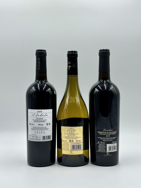 Vespa, Gift Box,  - Asta Vini Rossi: grandi etichette d'Italia e Francia. Con una selezione di vini bianchi e champagne - Associazione Nazionale - Case d'Asta italiane