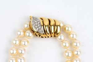 Girocollo in oro con 2 fili di perle e diamanti  - Asta Gioielli, Orologi e Penne - Associazione Nazionale - Case d'Asta italiane