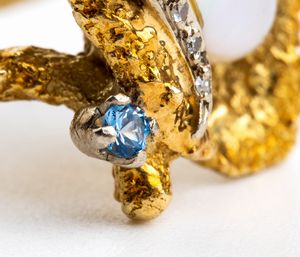 Anello in oro con perla e diamanti  - Asta Gioielli, Orologi e Penne - Associazione Nazionale - Case d'Asta italiane