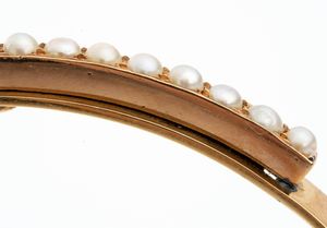 Bracciale rigido in oro con perle  - Asta Gioielli, Orologi e Penne - Associazione Nazionale - Case d'Asta italiane