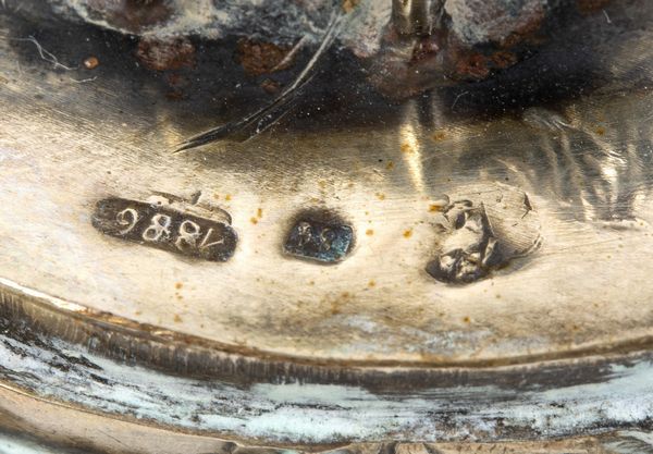 Uovo in argento  - Asta Argenti, avori, coralli e altri oggetti d'arte provenienti da importanti collezioni private - Associazione Nazionale - Case d'Asta italiane