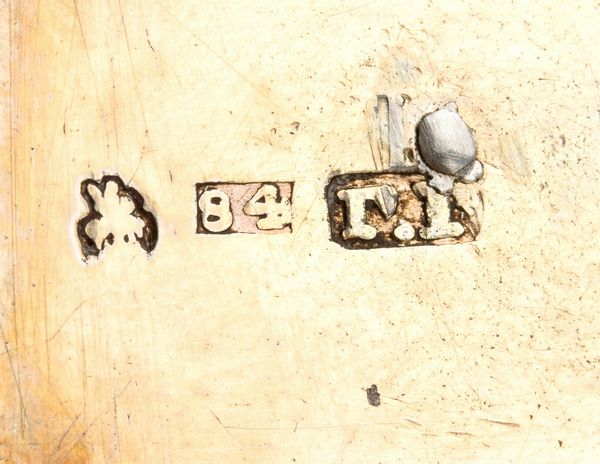 Tre tabacchiere russe in argento niellato  - Asta Argenti, avori, coralli e altri oggetti d'arte provenienti da importanti collezioni private - Associazione Nazionale - Case d'Asta italiane