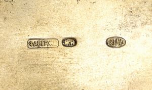 FABERGÉ CARL, a firma di : Cornice in argento dorato e smalto guilloch  - Asta Argenti, avori, coralli e altri oggetti d'arte provenienti da importanti collezioni private - Associazione Nazionale - Case d'Asta italiane