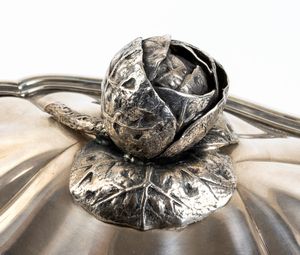Zuppiera italiana in argento  - Asta Argenti, avori, coralli e altri oggetti d'arte provenienti da importanti collezioni private - Associazione Nazionale - Case d'Asta italiane