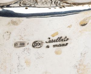 Brandimarte : Vaso in argento  - Asta Argenti, avori, coralli e altri oggetti d'arte provenienti da importanti collezioni private - Associazione Nazionale - Case d'Asta italiane