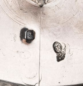 D. Garreau : Acetoliera francese in argento  - Asta Argenti, avori, coralli e altri oggetti d'arte provenienti da importanti collezioni private - Associazione Nazionale - Case d'Asta italiane