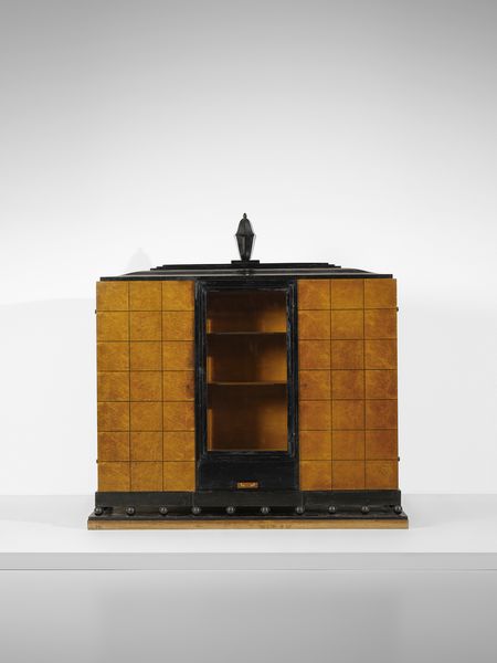 BORSANI GAETANO (1886 - 1955) : Credenza a due ante, vetrina e cassetto per Atelier di Varedo  - Asta Asta 455 | DESIGN E ARTI DECORATIVE DEL NOVECENTO Tradizionale - Associazione Nazionale - Case d'Asta italiane