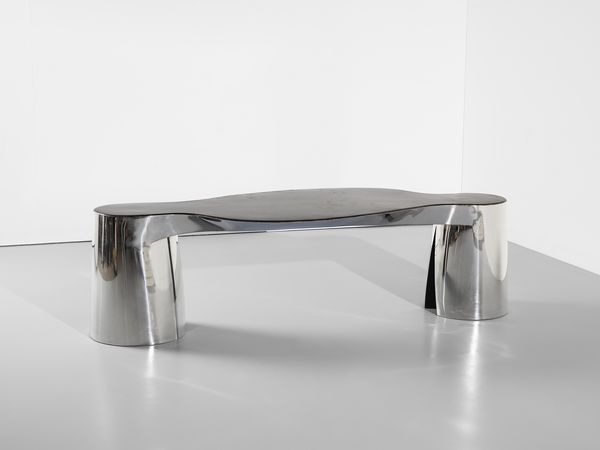 ARAD RON (n. 1951) : Two Legs And A Table prodotto da Ron Arad Studio presso Marzorati Rochetti, Cant  - Asta Asta 455 | DESIGN E ARTI DECORATIVE DEL NOVECENTO Tradizionale - Associazione Nazionale - Case d'Asta italiane