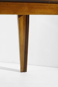 PONTI GIO (1891 - 1979) : Tavolo con bordo del piano grissinato e gambe rastremate  - Asta Asta 455 | DESIGN E ARTI DECORATIVE DEL NOVECENTO Tradizionale - Associazione Nazionale - Case d'Asta italiane