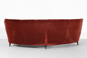 PARISI ICO (1916 - 1996) : Divano curvo a quattro posti per Ariberto Colombo, Cant  - Asta Asta 455 | DESIGN E ARTI DECORATIVE DEL NOVECENTO Tradizionale - Associazione Nazionale - Case d'Asta italiane