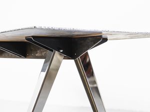 ARAD RON (n. 1951) : Tavolo n. 31 della serie 38 Tables prodotto da Ron Arad Studio presso Marzorati Rochetti, Cant  - Asta Asta 455 | DESIGN E ARTI DECORATIVE DEL NOVECENTO Tradizionale - Associazione Nazionale - Case d'Asta italiane