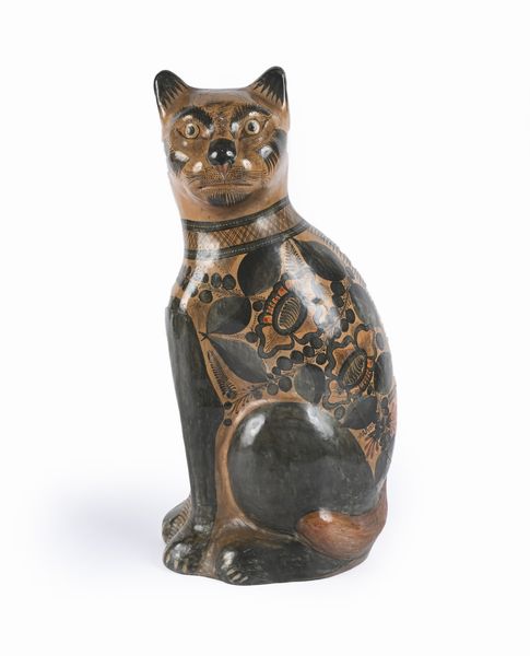 Grande figura di gatto seduto in ceramica di Tonala, arte popolare messicana  - Asta La Collezione Enrico e Antonello Falqui. Di padre in figlio una vita nell'arte. - Associazione Nazionale - Case d'Asta italiane