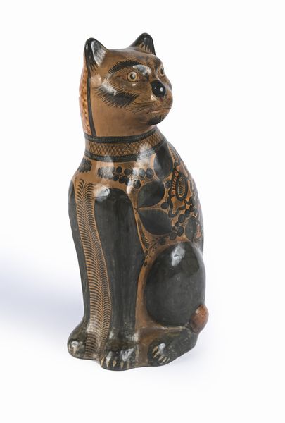 Grande figura di gatto seduto in ceramica di Tonala, arte popolare messicana  - Asta La Collezione Enrico e Antonello Falqui. Di padre in figlio una vita nell'arte. - Associazione Nazionale - Case d'Asta italiane