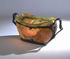 Centrotavola Art Nouveau in vetro verde/arancio e bronzo dorato, Daum Nancy, Francia, inizi del Novecento  - Asta La Collezione Enrico e Antonello Falqui. Di padre in figlio una vita nell'arte. - Associazione Nazionale - Case d'Asta italiane