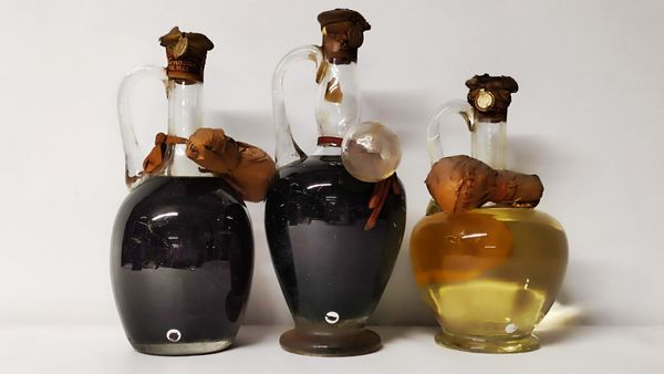 Branca Decanter, Liquori Italiani  - Asta Wine & Spirits Flower Spring - Associazione Nazionale - Case d'Asta italiane