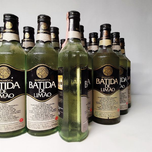 Buton Mangaroca Batida de Limao, Liquore  - Asta Wine & Spirits Flower Spring - Associazione Nazionale - Case d'Asta italiane