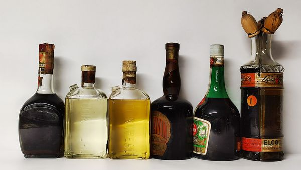 Cointreau, Cusenier, Chavin, Elco, Liquori  - Asta Wine & Spirits Flower Spring - Associazione Nazionale - Case d'Asta italiane