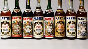 Martini, Vermouth  - Asta Wine & Spirits Flower Spring - Associazione Nazionale - Case d'Asta italiane