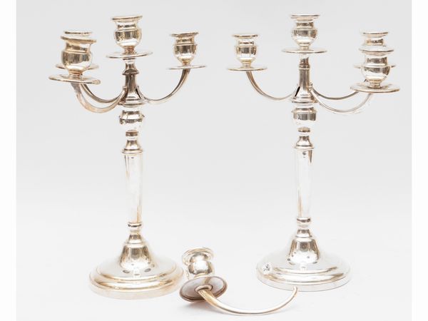 Coppia di candelabri in argento, Fratelli Fossi Firenze  - Asta Una casa a Verona - Associazione Nazionale - Case d'Asta italiane