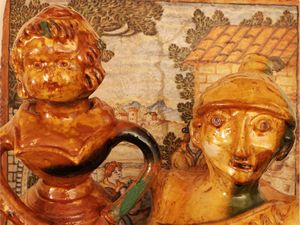 Due vasi antropomorfi in terracotta invetriata, Sicilia  - Asta Una casa a Verona - Associazione Nazionale - Case d'Asta italiane