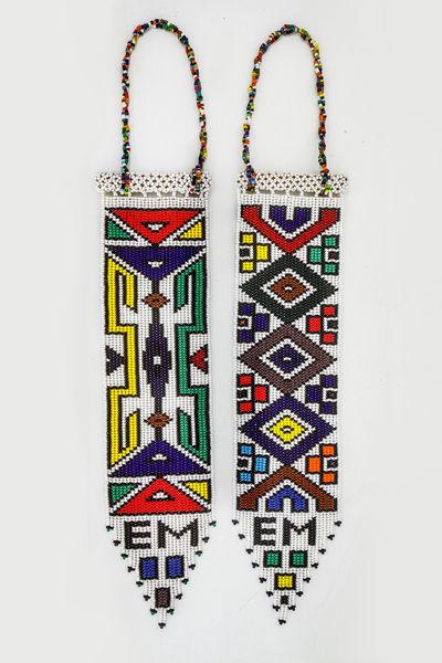 Esther MAHLANGU : Lotto unico composto da n. 2 opere  - Asta Arte Moderna e Contemporanea - Associazione Nazionale - Case d'Asta italiane