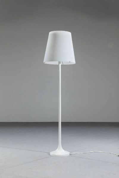 MAX INGRAND : Lampada da terra mod. 2482  - Asta Design - Associazione Nazionale - Case d'Asta italiane