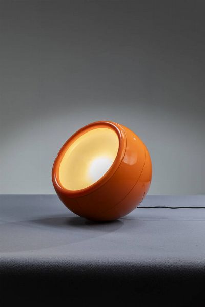 STUDIO TETRARCH : Lampada da tavolo mod. Pallade  - Asta Design - Associazione Nazionale - Case d'Asta italiane