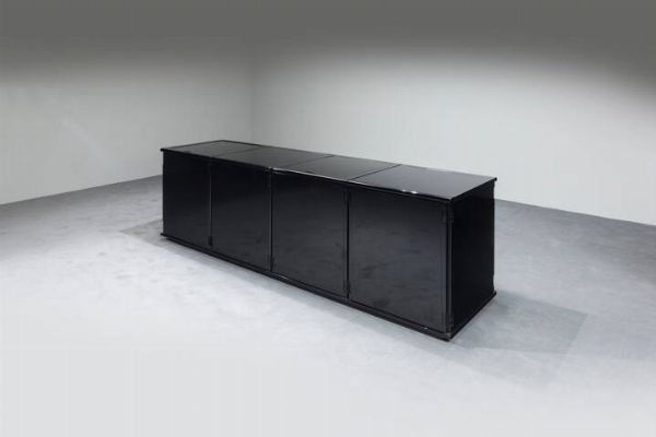 GIANFRANCO FRATTINI : Mobile bar della serie Larco Molteni  - Asta Design - Associazione Nazionale - Case d'Asta italiane