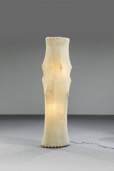 ACHILLE E PIER GIACOMO CASTIGLIONI : Lampada da terra mod. Fantasma  - Asta Design - Associazione Nazionale - Case d'Asta italiane