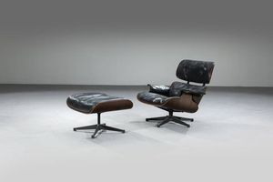 CHARLES E RAY EAMES - Poltrona con poggiapiedi mod. 670-671