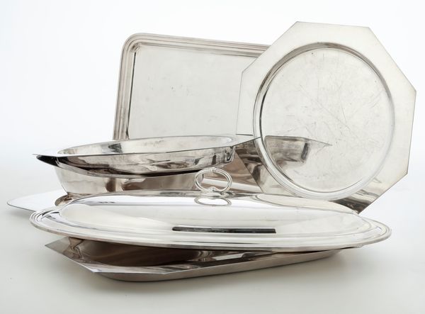 Lotto di vassoi e oggetti silver plated  - Asta Antiquariato - Associazione Nazionale - Case d'Asta italiane