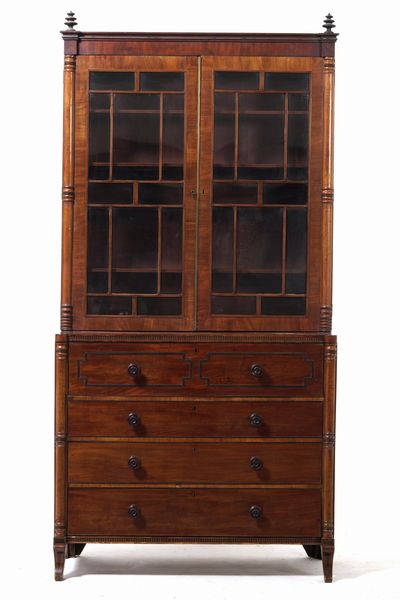 Credenza lastronata. XIX secolo  - Asta Antiquariato - Associazione Nazionale - Case d'Asta italiane