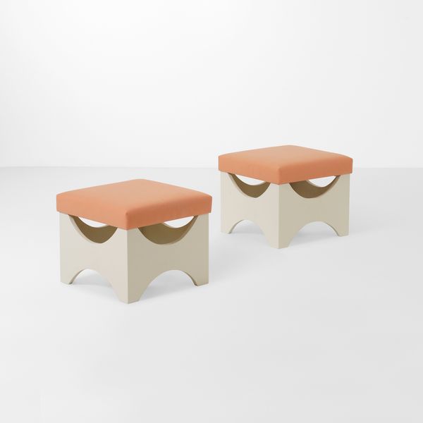 ETTORE SOTTSASS : Due pouf mod. Dado T29  - Asta Design - Associazione Nazionale - Case d'Asta italiane