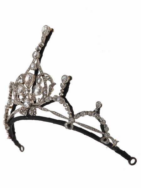 Tiara con diamanti di vecchio taglio e taglio rosa  - Asta Fine Jewels - Associazione Nazionale - Case d'Asta italiane