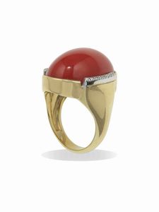 Anello con corallo e diamanti  - Asta Fine Jewels - Associazione Nazionale - Case d'Asta italiane