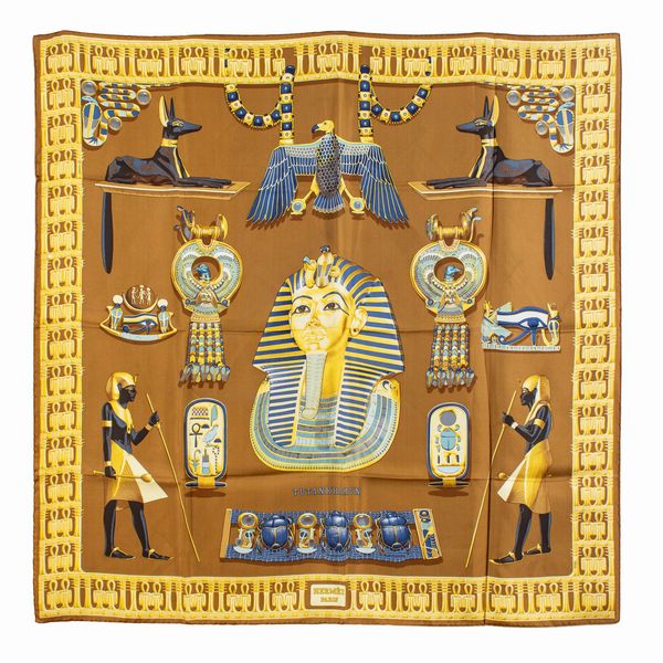 Hermes foulard vintage collezione Tutankhamun  - Asta Fashion Vintage - Associazione Nazionale - Case d'Asta italiane