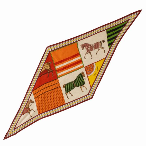Hermes foulard triangle grande  - Asta Fashion Vintage - Associazione Nazionale - Case d'Asta italiane