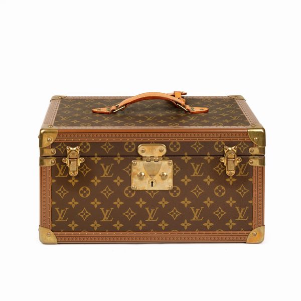 LOUIS VUITTON BEAUTY CASE BOITE A' PHARMACIE  - Asta Vintage: borse e accessori di hermes, louis vuitton e altre grandi maison - Associazione Nazionale - Case d'Asta italiane