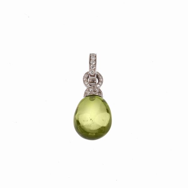 CHANTECLER PENDENTE CON PERIDOT E DIAMANTI  - Asta Gioielli - Associazione Nazionale - Case d'Asta italiane