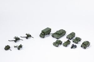 Dinky Supertoys - Dodici mezzi militari