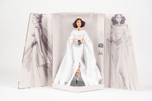 MATTEL : Barbie- Signature Star Wars Principessa Leila  - Asta Giocattoli d'Epoca - Associazione Nazionale - Case d'Asta italiane