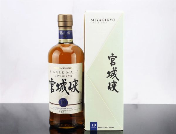 Nikka  - Asta Spring Spirits - Whisky Rari e da Collezione - Associazione Nazionale - Case d'Asta italiane