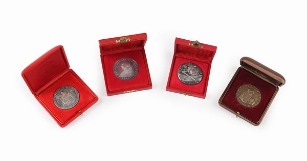 Lotto di 3 medaglie in argento di Paolo VI e 1 medaglia in bronzo di Paolo VI Città del Vaticano  - Asta Numismatica - Associazione Nazionale - Case d'Asta italiane