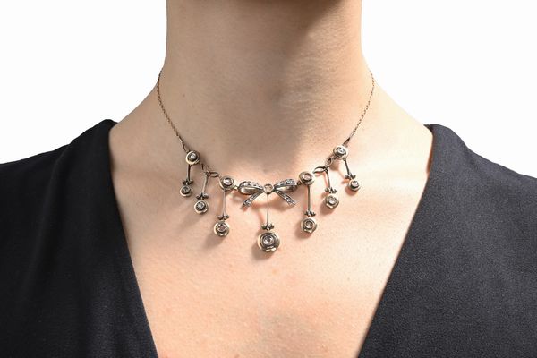 Collana antica in oro, argento e diamanti  - Asta Importanti Gioielli e Orologi da polso e da tasca - Associazione Nazionale - Case d'Asta italiane