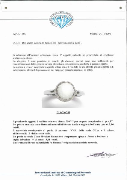 Anello in oro, perla Clam e brillanti  - Asta Importanti Gioielli e Orologi da polso e da tasca - Associazione Nazionale - Case d'Asta italiane